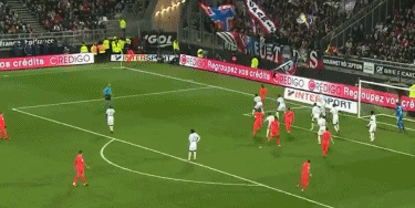 瓦基弗费内争新赛季首冠！中国球员还未到位，两队曾各5次夺冠（瓦基弗与费内冲击新季首冠：中国球员尚未归队，双方均曾5夺桂冠）