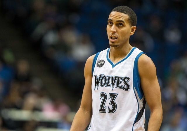 拉亚的逆袭：阿森纳新星如何挑战西班牙国家队门将格局（拉亚崛起：阿森纳门将撼动西班牙国门格局）