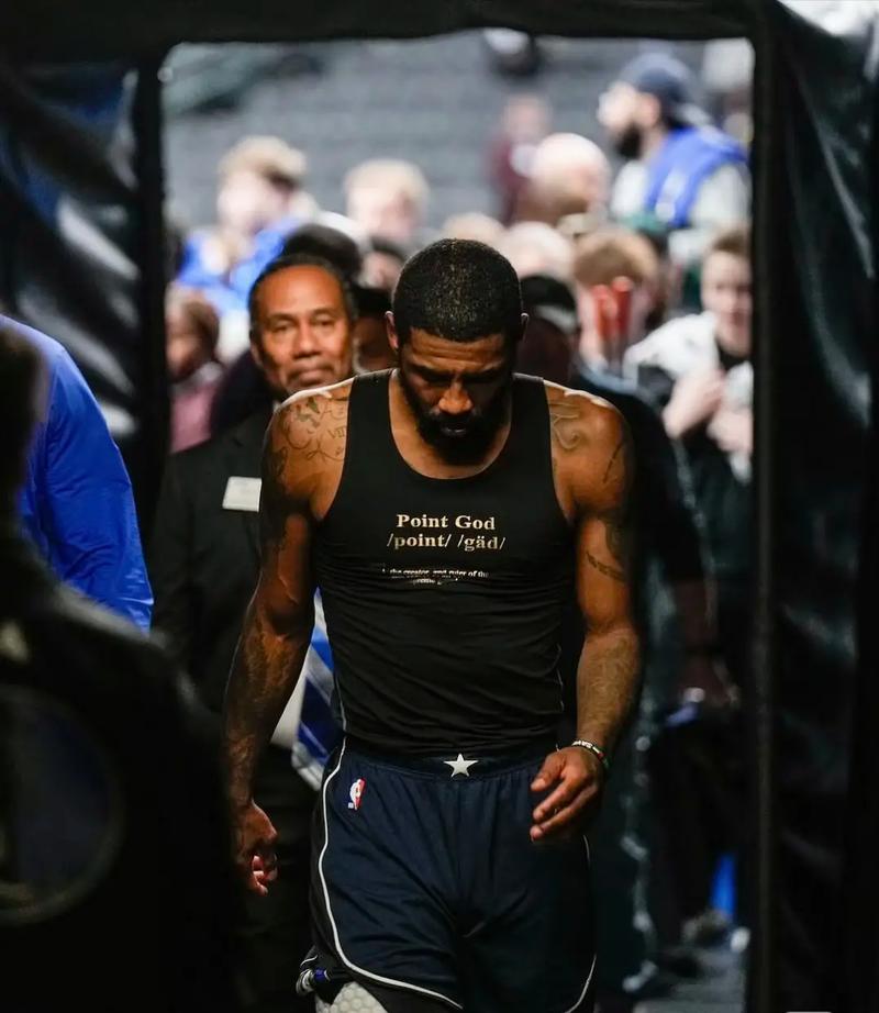 欧冠进球榜更新：梅西连续破门,（欧冠射手榜最新：梅西连场破门）