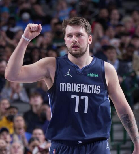 如何降低被断球的风险？（如何降低被抢断的概率？）