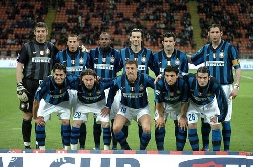 日职联前瞻：东京绿茵攻击手停赛，鹿岛迎来争冠关键时刻（日职联前瞻：东京绿茵锋将停赛，鹿岛冲冠迎关键一役）