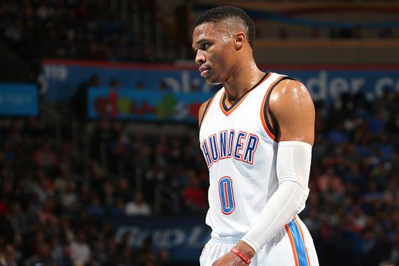 杜兰特关键投篮稳定输出（杜兰特关键时刻稳健发挥）