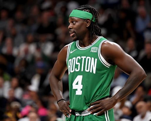 因排名垫底多名球员家人遭死亡威胁，佛罗伦萨官方表示谴责（多名球员家属因球队垫底遭死亡威胁，佛罗伦萨俱乐部严正谴责）