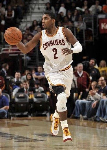 阿斯：利物浦拜仁领跑格伊争夺战，皇马因其高薪高签字费退出（格伊争夺战：利物浦、拜仁领跑，皇马因高薪与签字费退出）