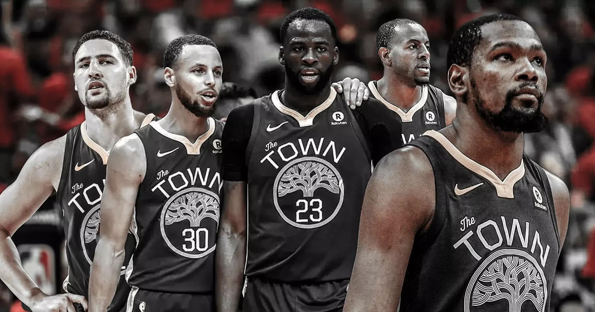 意媒：伊布、费拉拉入选米兰冬奥会火炬传递阵容（意媒：伊布与费拉拉被选为米兰冬奥火炬手）