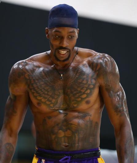 名宿：我不会让弗拉泰西当替补，任何比赛任何对手他都能进球（名宿力挺弗拉泰西：绝不让他打替补，对任何对手都能破门）