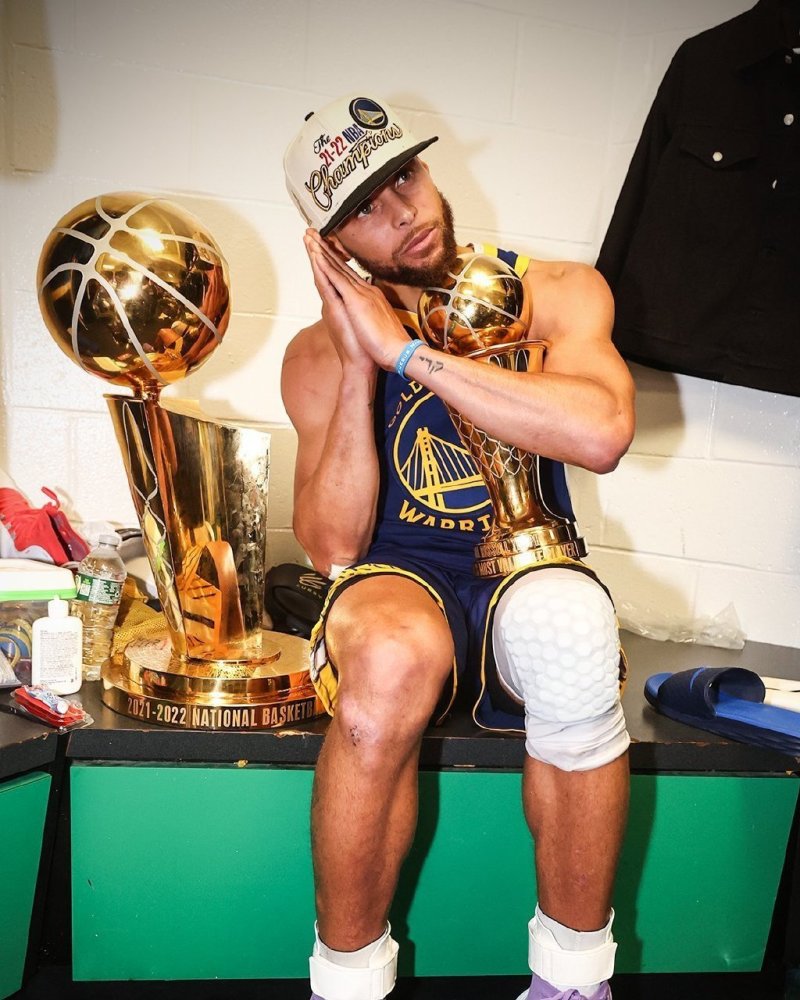 球迷投票！足协杯决赛将设“明星机位”，两队各有3人候选（球迷投票定夺！足协杯决赛增设明星机位，两队各有3名候选）